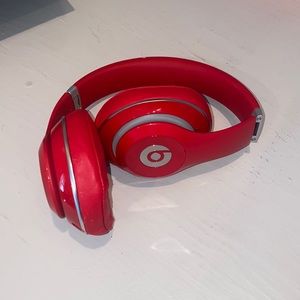 Studio Beats Wired by Dre
